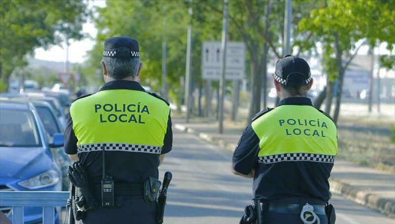 11-plazas-para-policia-local-en-manises